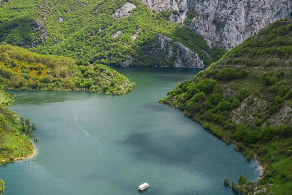 Piso En Picos De Europa - Riano Licencia Vut-Le-818 Daire Dış mekan fotoğraf