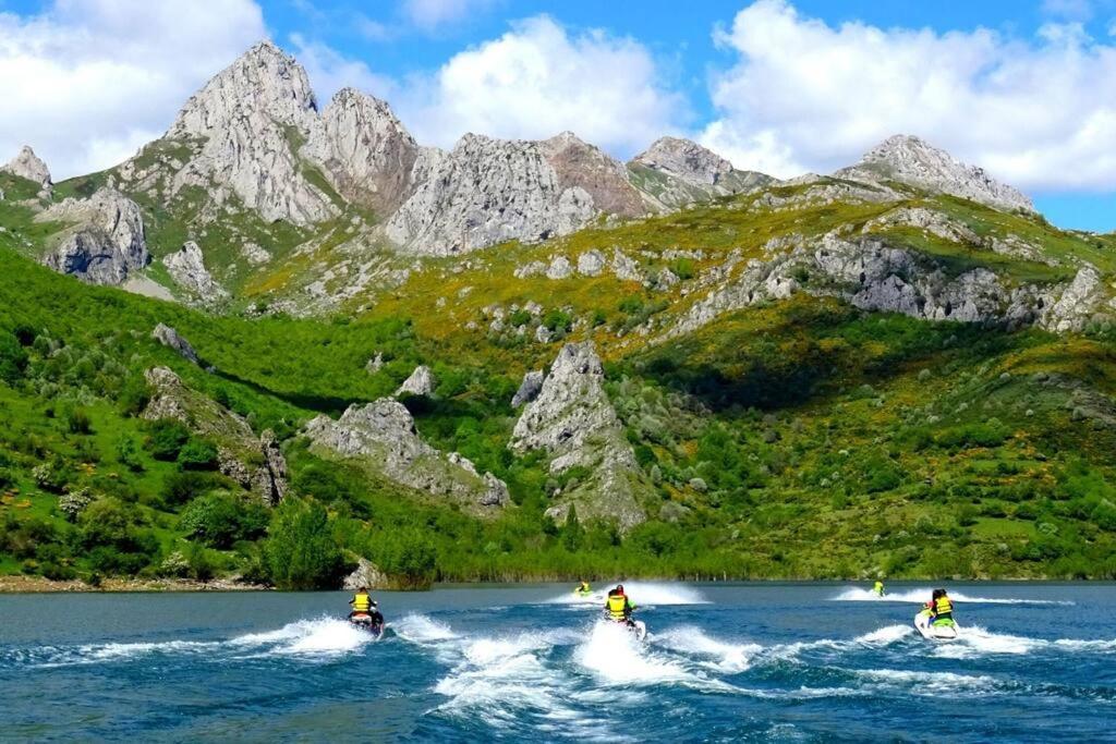 Piso En Picos De Europa - Riano Licencia Vut-Le-818 Daire Dış mekan fotoğraf