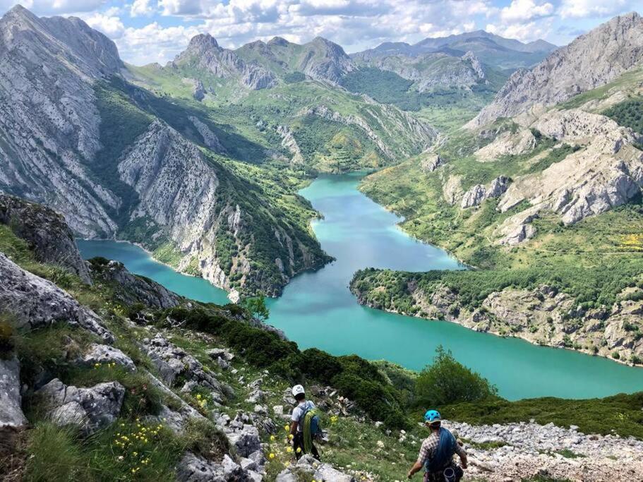 Piso En Picos De Europa - Riano Licencia Vut-Le-818 Daire Dış mekan fotoğraf